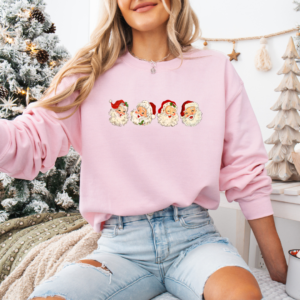 4 Santa's